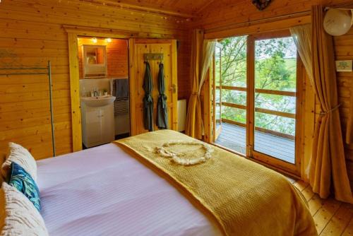 Sunset Lodge