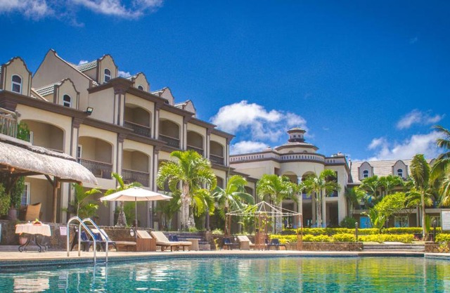Sunset Reef Resort & Spa