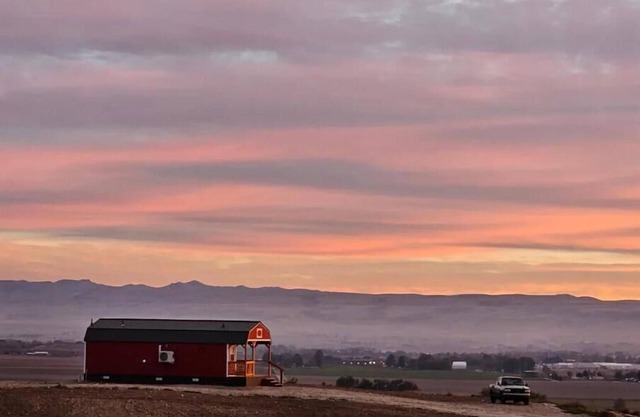 Sunset Ridge Cottage, amazing views