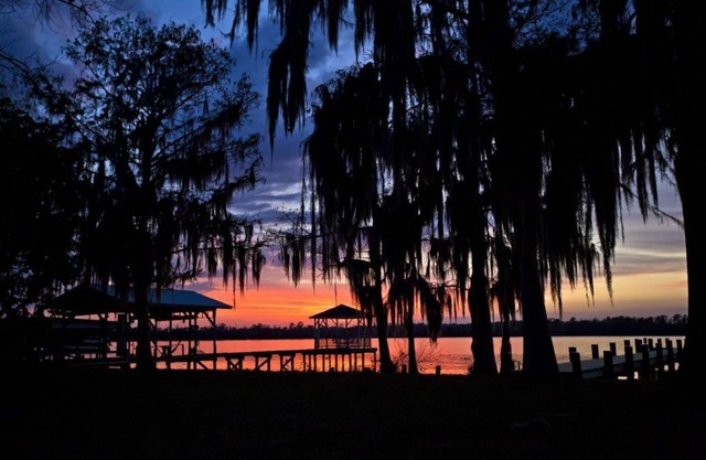 Sunset River Cottage on the Scenic St Johns River