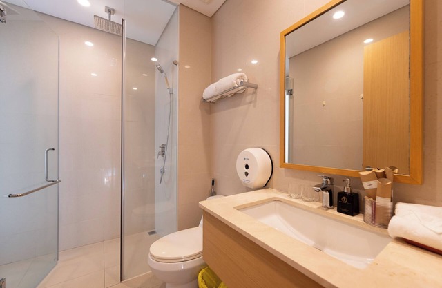 Sunset romantic 2 BR AP balcony ocean view | Private beach