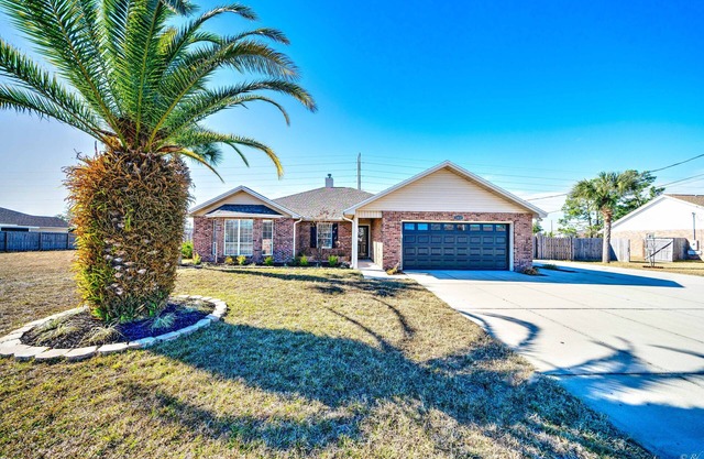 Sunshine Stay! 3bed/2bath home with POOL & GAME ROOM! Sleeps 10