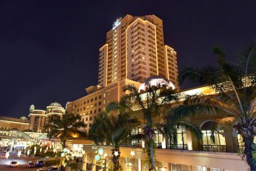 Sunway Lagoon Family Suites at Sunway Pyramid & Sunway Lagoon