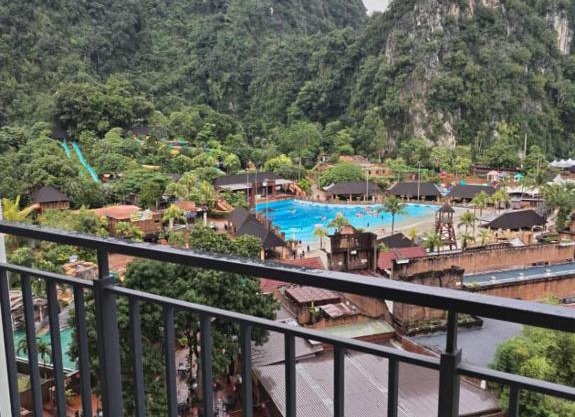 Sunway Onsen 4-5pax