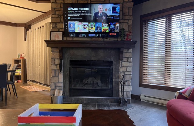 Supérieur HBC themed condo in Tremblant village