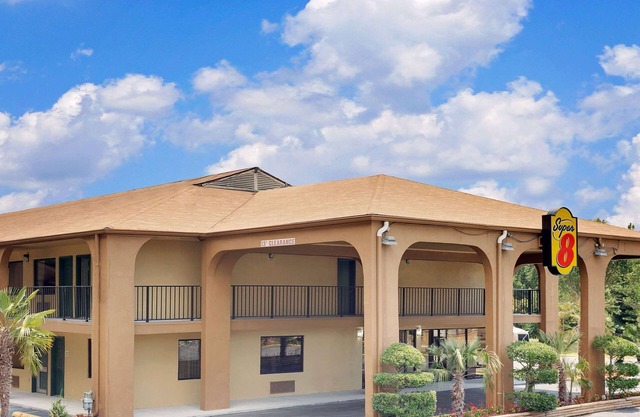 Super 8 by Wyndham Cartersville