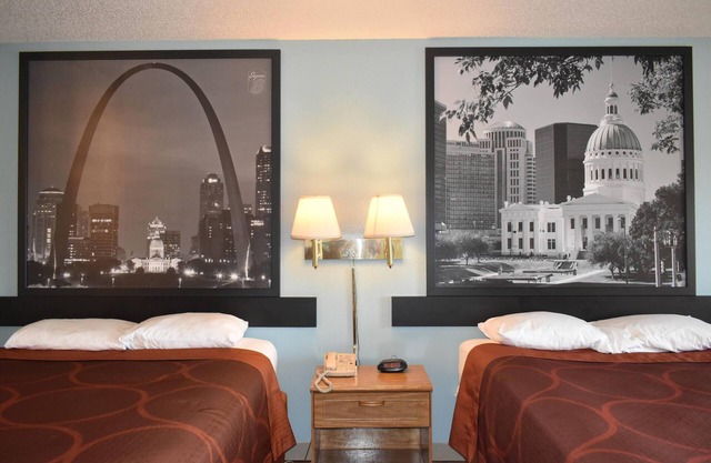 Super 8 by Wyndham Carthage