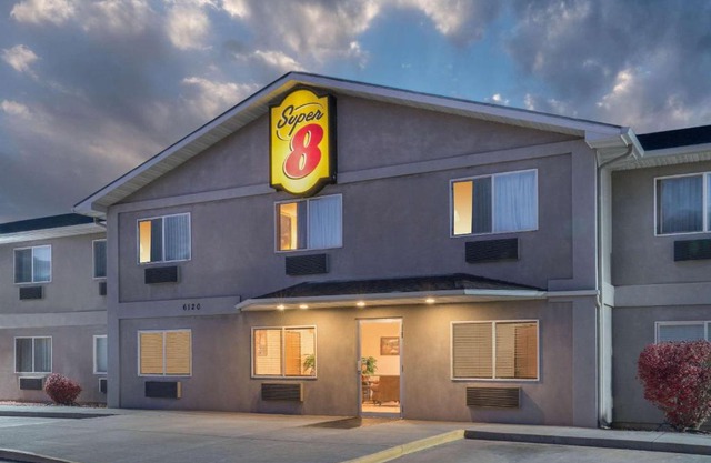 Super 8 by Wyndham Fountain