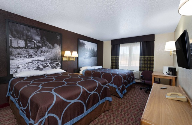 Super 8 by Wyndham Fountain