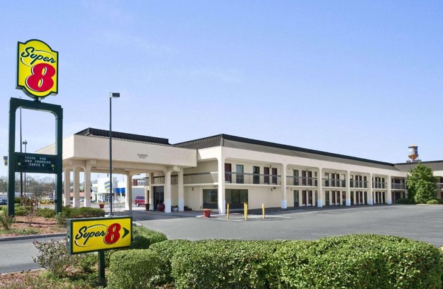 Super 8 by Wyndham Oxford