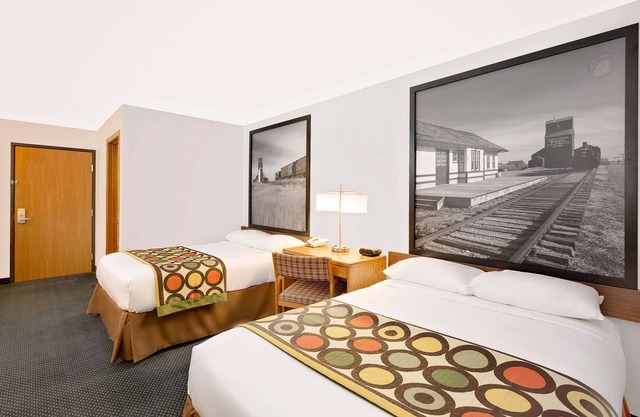 Super 8 by Wyndham St. James
