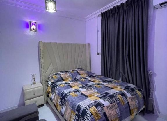 Super decent 1bedroom apartment in Yaba, Alagomeji
