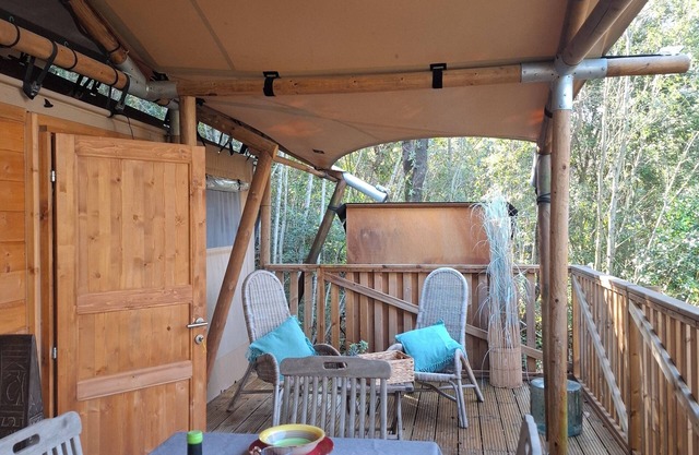 Super equipped family Glamping tent