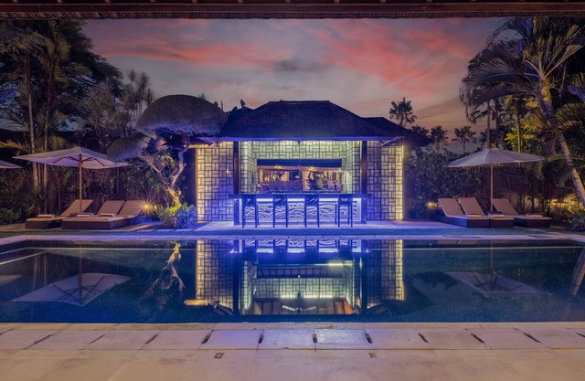 Super Luxury 5 Bedroom Villa with 2 Pools in Seminyak/Bali