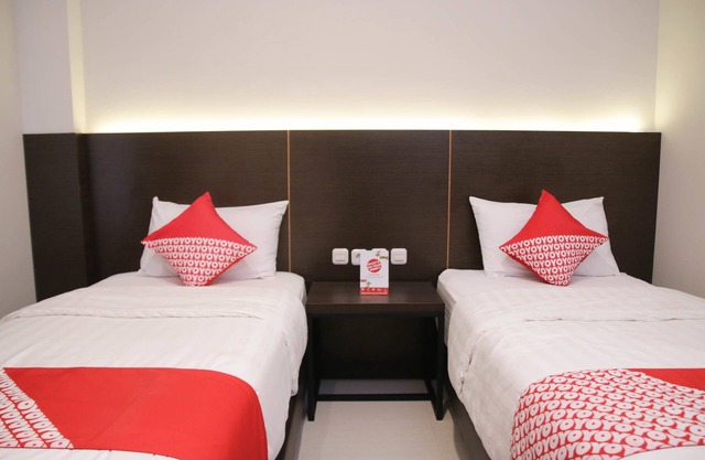 Super OYO 1006 Azzahra Guest House Syariah