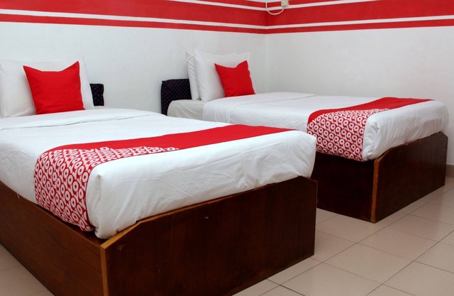 Super OYO 1173 Mandyrin Hotel