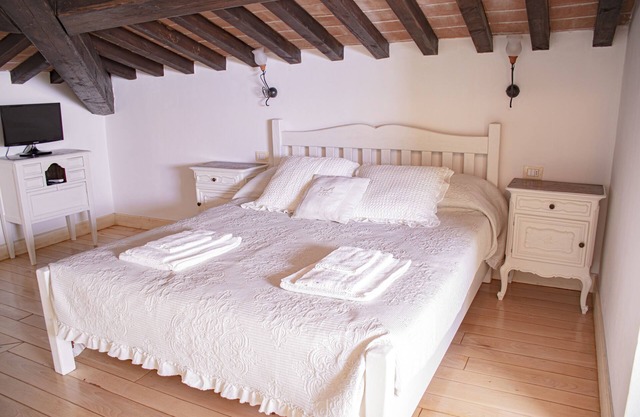 Superb apartment located just 30 m from the sea, ideal for a family !