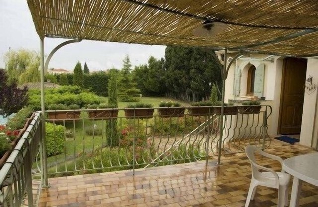 Superb apartment of 120 m2 in provencal mas of the owners