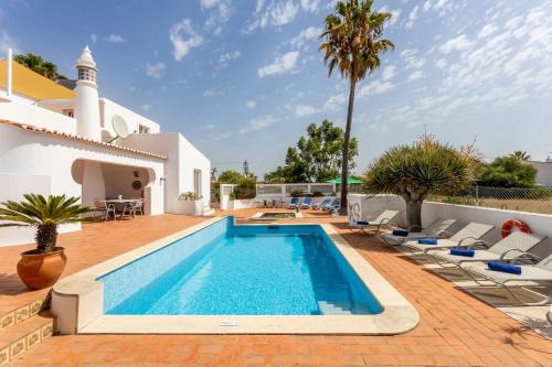Superb Carvoeiro Villa Villa Alegria Do Sul 7 Bedrooms Perfect For Larger Groups