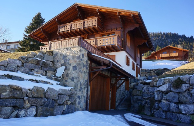 Superb chalet, stunning views, close to lifts and all services.