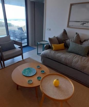 Superbe appartement pied dans l’eau
