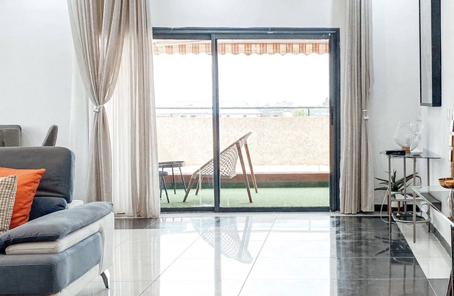 Superbe Penthouse, Angré 8e Tranche
