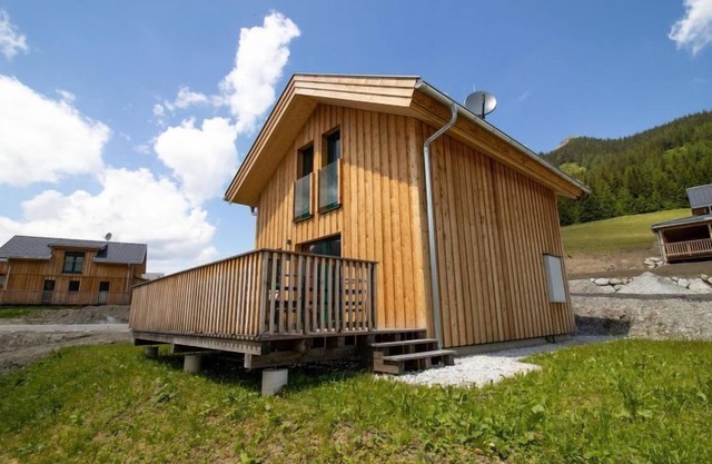 Superior #48 mit IR Sauna by Interhome