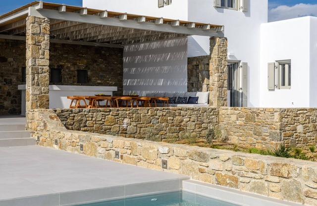 Superior Amenities/Spacious Outdoor/5-star accommodation