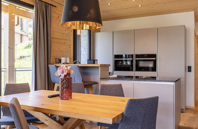 Superior Apartment with 2 bedrooms and sauna & whirlpool