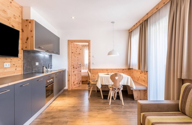 Superior Apartment 'Marialisa Tulpe' with Mountain View, Whirlpool & Wi-Fi