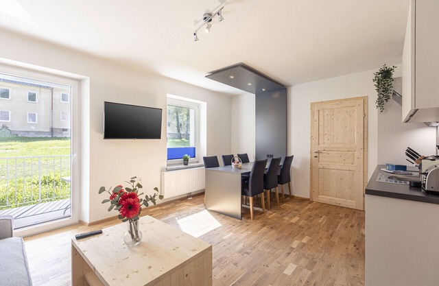 Superior Apartment with IR sauna & whirlpool tub II