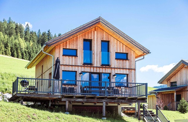 Superior chalet in Hohentauern near ski-slope