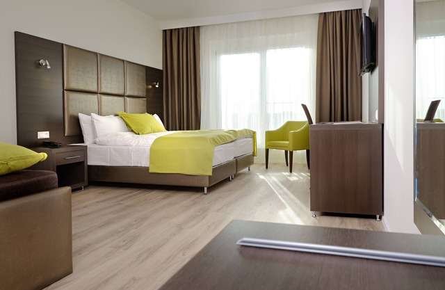 Superior double room with shower and WC