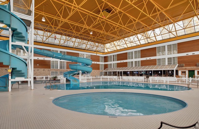 Superior Inn Hotel and Conference Centre Thunder Bay