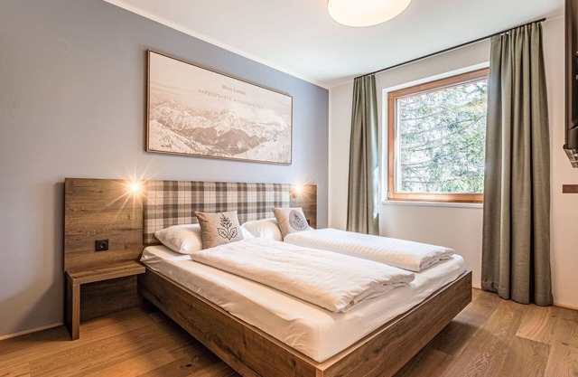 Superior Lodge mit 5 SZ und Sauna by Interhome