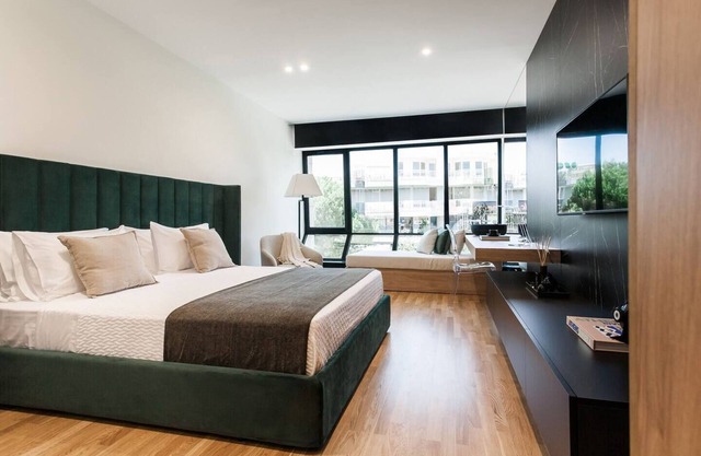Superior Luxury Suite Athens Riviera by The Olon