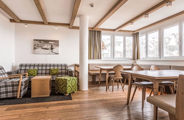 Superior mit 4 Schlafzimmern und Sauna by Interhome