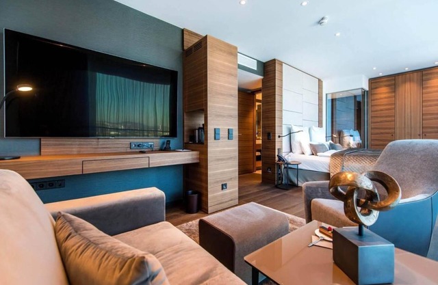 Superior Suite - Confluentiasuite - FÄHRHAUS Koblenz