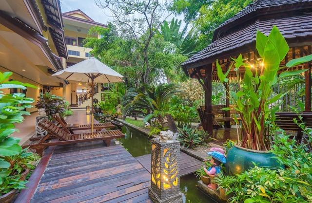 Suphan Lake Hometel