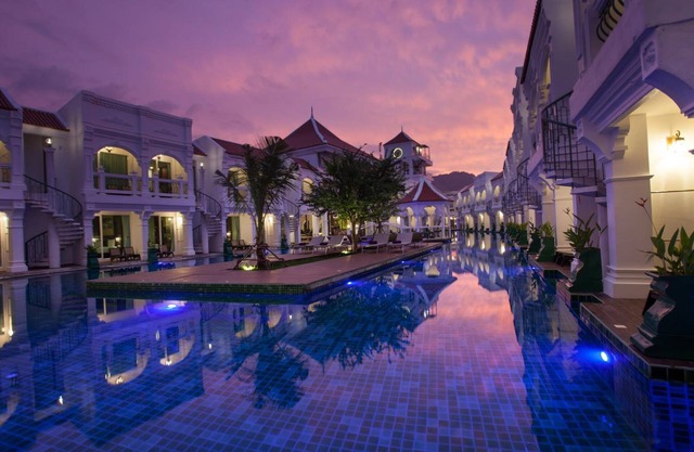 Supicha pool access hotel