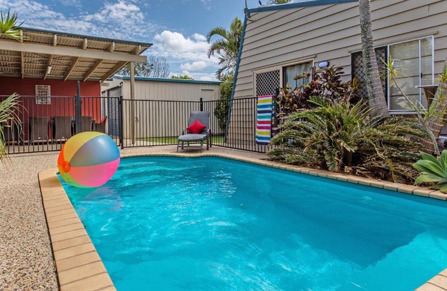 Surf Club House, Pet Friendly, Sunshine Coast, Holiday House, Marcoola