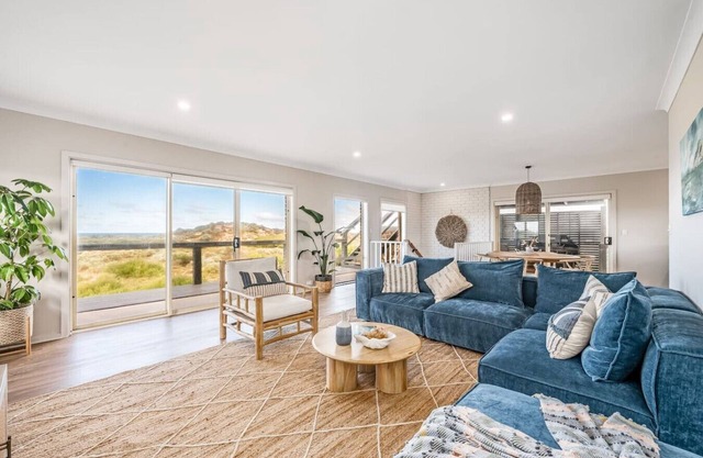 Surfers Reserve - Beachfront, family and pet frien