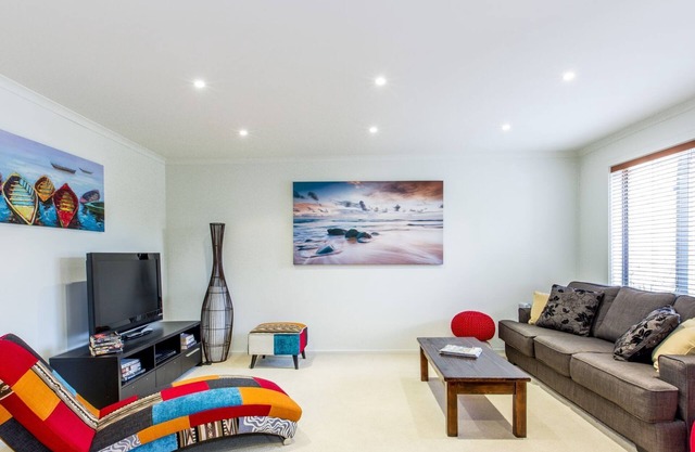 Surfside Getaway in Picturesque Inverloch