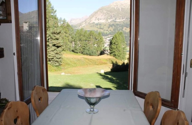 Surlej-Silvaplana: cosy 2 room residential flat close to St. Moritz