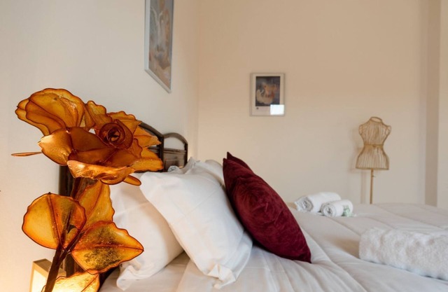 Surrealist reverie in Verona | self check-in