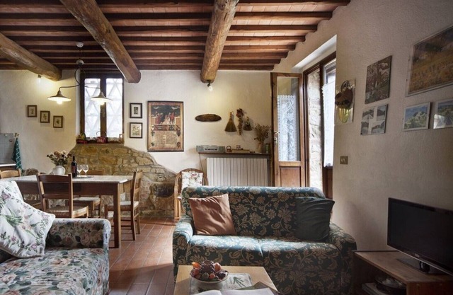 SUSINO - Apartment in a typical Chianti village in the heart of Tuscany