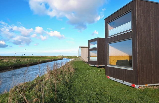 Sustainable overnight experience in the Green Tiny House Nature on the North Sea
