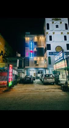 SWASTIK STAY AC and Non Ac Rooms