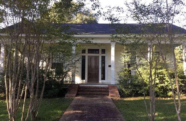 SWEARINGEN PLACE. Est. 1840 Historic Keachi