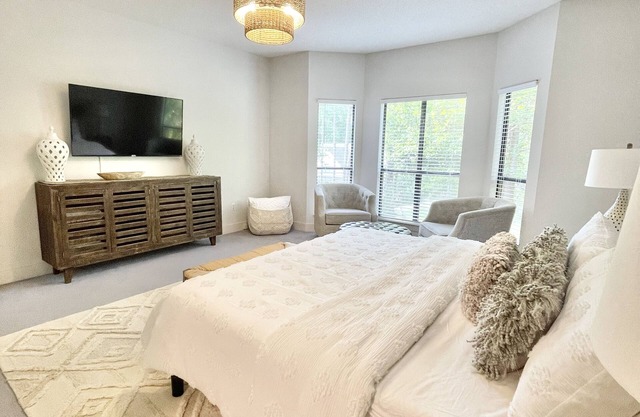 Sweet Haven - Sleeps 10 near I-10 & Mobile Bay